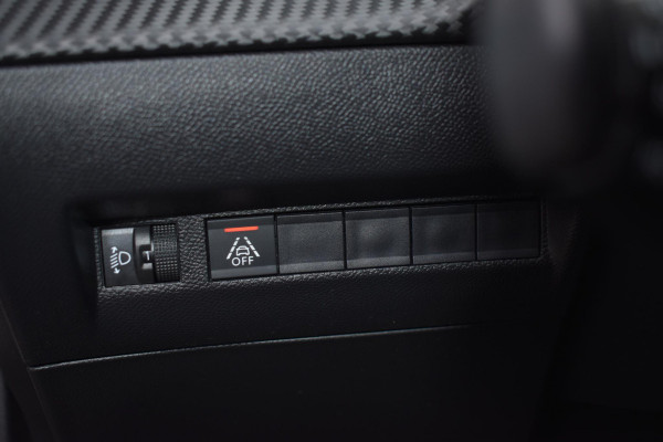 Peugeot 2008 1.2 PureTech Active | Carplay | Cruise | PDC | Incl. garantie