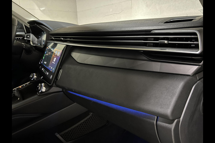 Lynk & Co 01 1.5 Plug-in Black Edition Sfeerver. Pano NAP