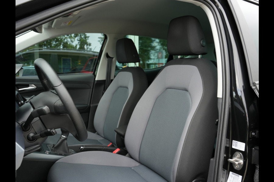 Seat Arona 1.0 TSI Style Business Intense | Navigatie | Climate Control | Camera | Android/Apple Carplay
