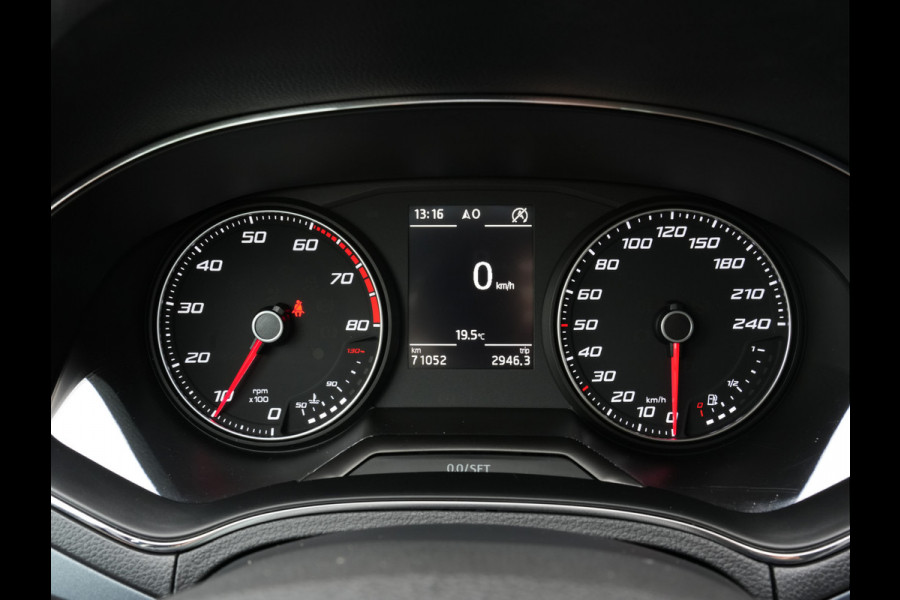 Seat Arona 1.0 TSI Style Business Intense | Navigatie | Climate Control | Camera | Android/Apple Carplay
