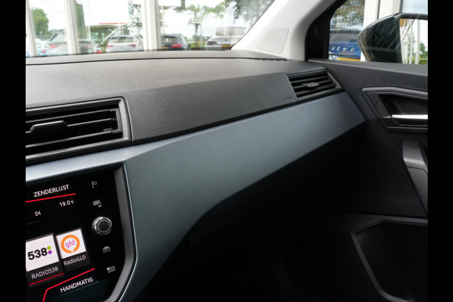 Seat Arona 1.0 TSI Style Business Intense | Navigatie | Climate Control | Camera | Android/Apple Carplay