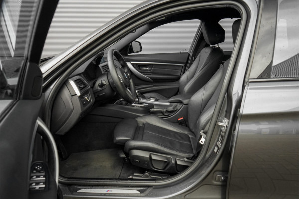 BMW 3 Serie Touring 320i Edition M Sport Shadow Leder CarPlay Navi 19"