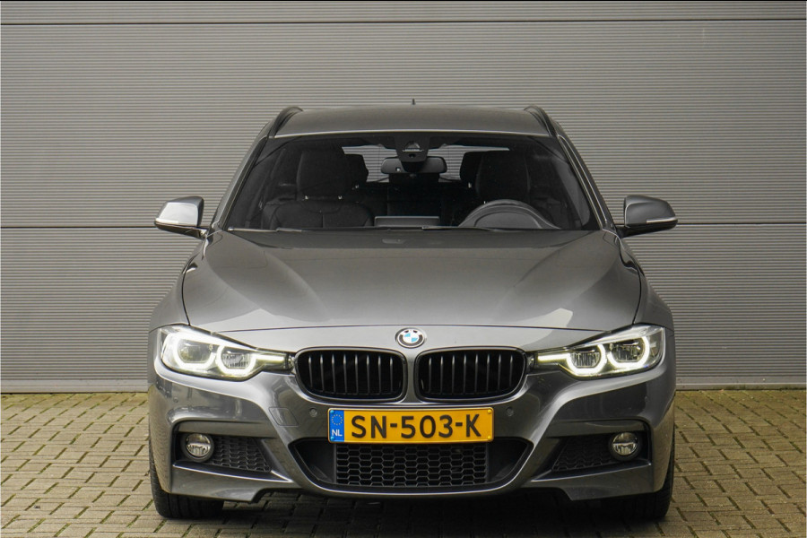 BMW 3 Serie Touring 320i Edition M Sport Shadow Leder CarPlay Navi 19"