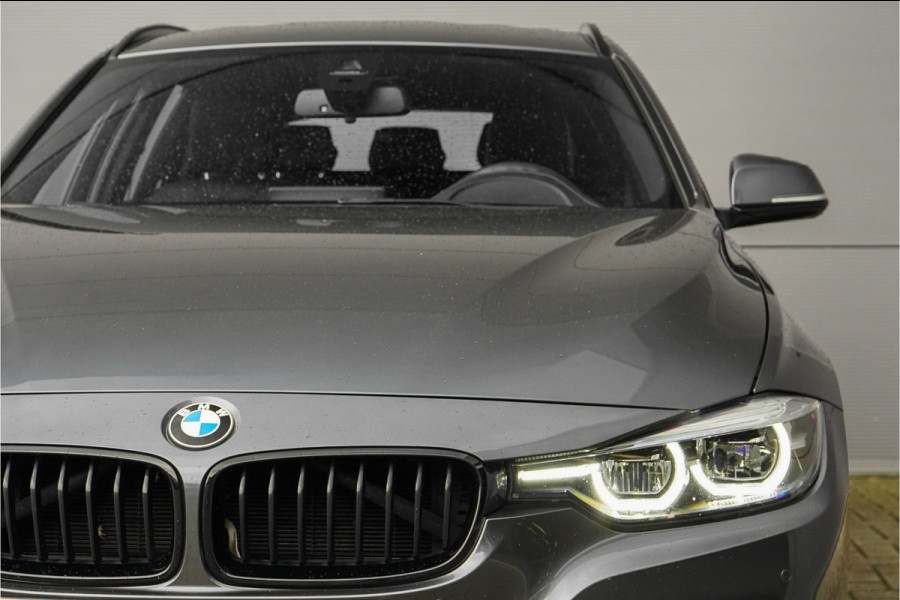 BMW 3 Serie Touring 320i Edition M Sport Shadow Leder CarPlay Navi 19"