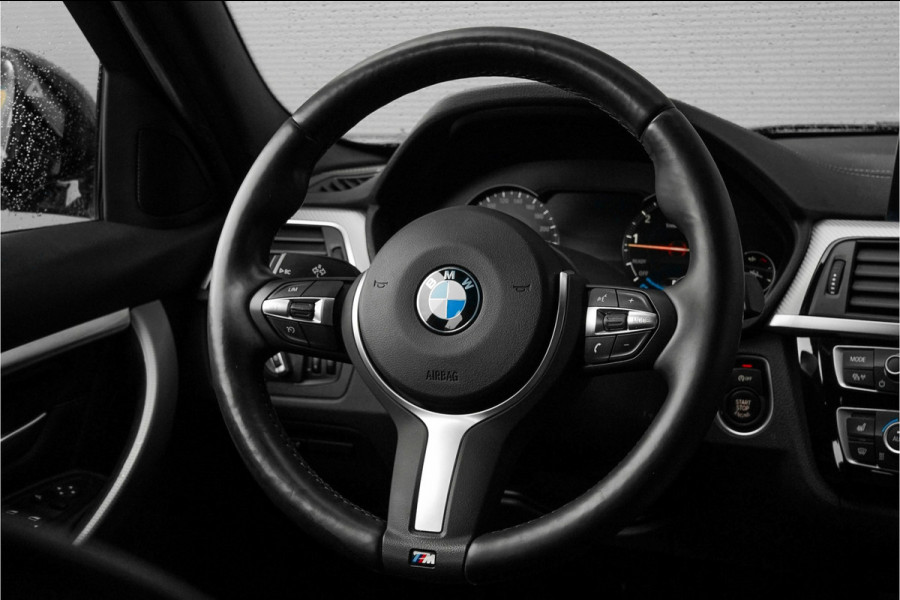 BMW 3 Serie Touring 320i Edition M Sport Shadow Leder CarPlay Navi 19"