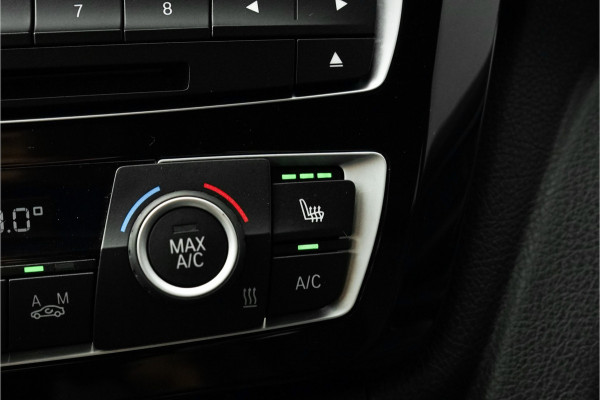 BMW 3 Serie Touring 320i Edition M Sport Shadow Leder CarPlay Navi 19"