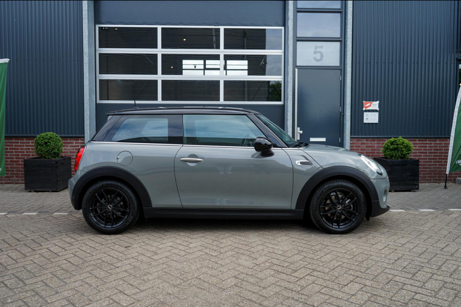 MINI Cooper 1.5 Pepper Serious Business