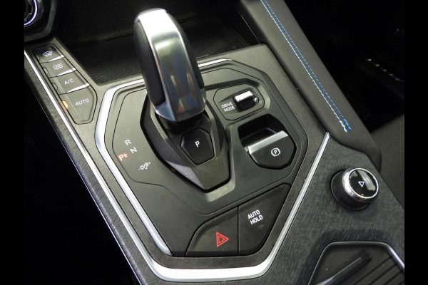 Lynk & Co 01 1.5 PHEV Plug-In ZWARTE HEMEL/360CAM/SCHUIFDAK/LED/20"LMV!