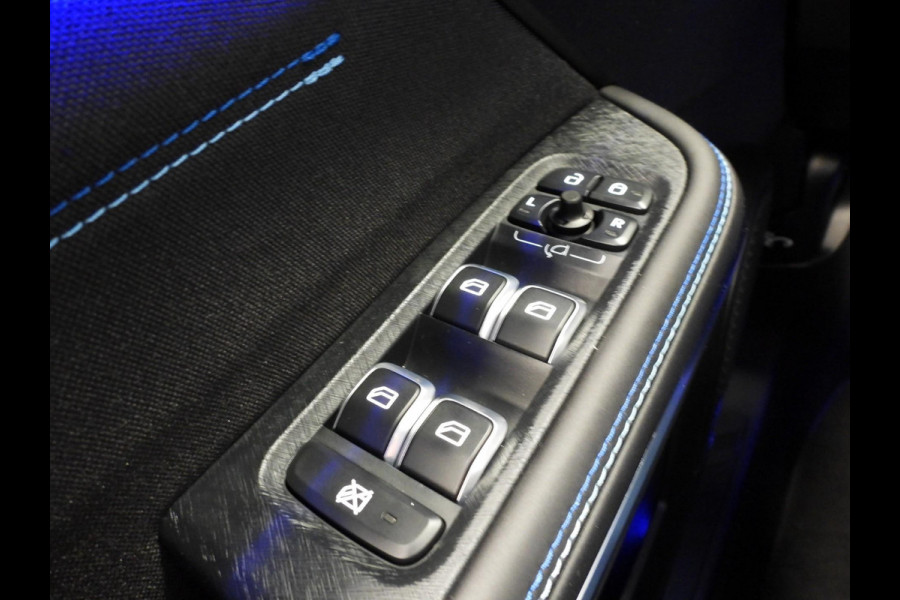Lynk & Co 01 1.5 PHEV Plug-In ZWARTE HEMEL/360CAM/SCHUIFDAK/LED/20"LMV!