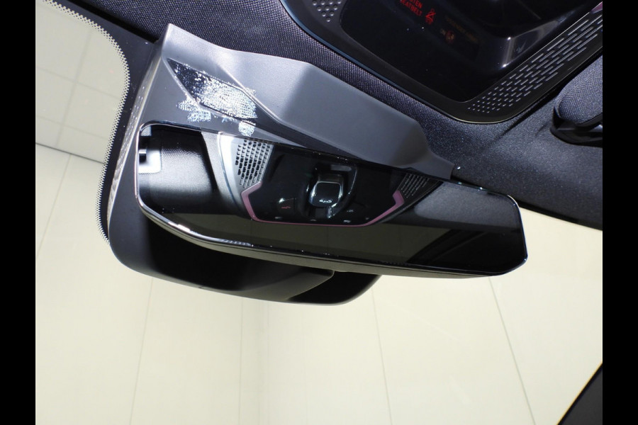 Lynk & Co 01 1.5 PHEV Plug-In ZWARTE HEMEL/360CAM/SCHUIFDAK/LED/20"LMV!