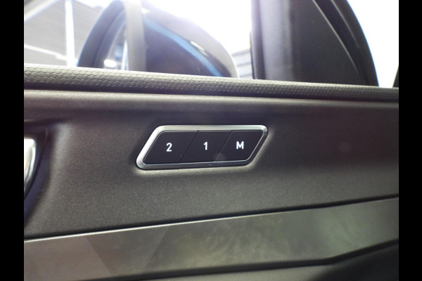 Lynk & Co 01 1.5 PHEV Plug-In ZWARTE HEMEL/360CAM/SCHUIFDAK/LED/20"LMV!