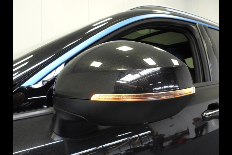 Lynk & Co 01 1.5 PHEV Plug-In ZWARTE HEMEL/360CAM/SCHUIFDAK/LED/20"LMV!
