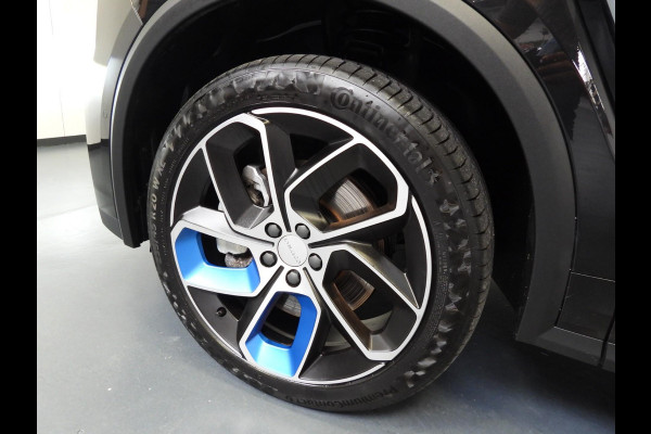 Lynk & Co 01 1.5 PHEV Plug-In ZWARTE HEMEL/360CAM/SCHUIFDAK/LED/20"LMV!