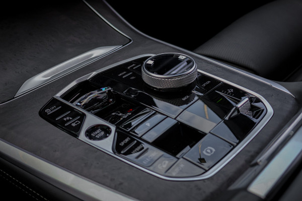 BMW X5 xDrive50e | M SPORT PAKKET PRO | COMFORT PLUS PAKKET | EXCLUSIVE PAKKET | STOELEN PAKKET COMFORT | MASSAGE | STOELVERWARMING & V
