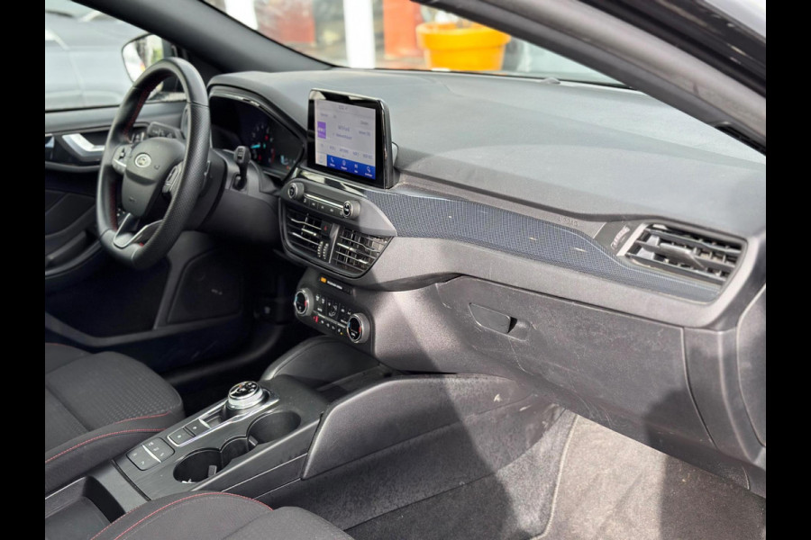 Ford Focus 1.0 EcoBoost Titanium ST-line | 125 PK | automaat | DAB | ST Line