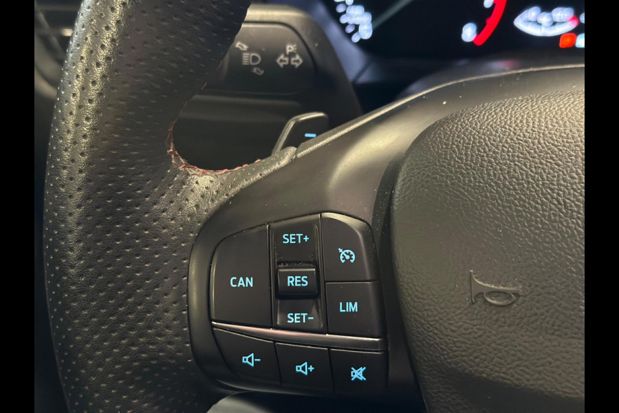 Ford Focus 1.0 EcoBoost Titanium ST-line | 125 PK | automaat | DAB | ST Line