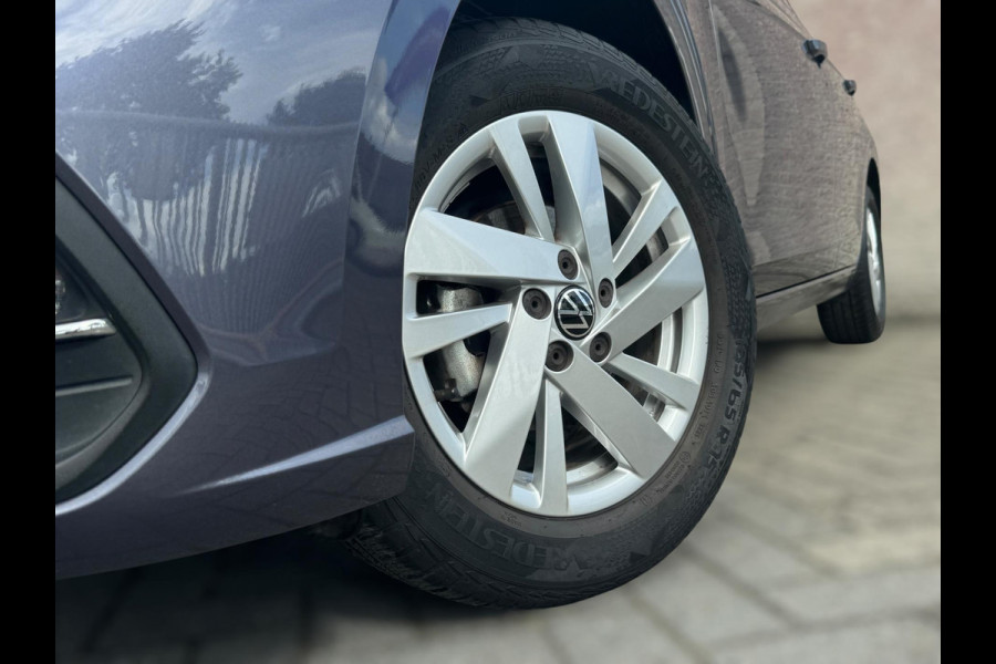 Volkswagen Polo 1.0 TSI Style IQ LIGHT / NAVIGATIE / CLIMATE CONTROL / 4-SEIZOENENBAND / CAMERA / VIRT COCKPIT / STOELVERW.
