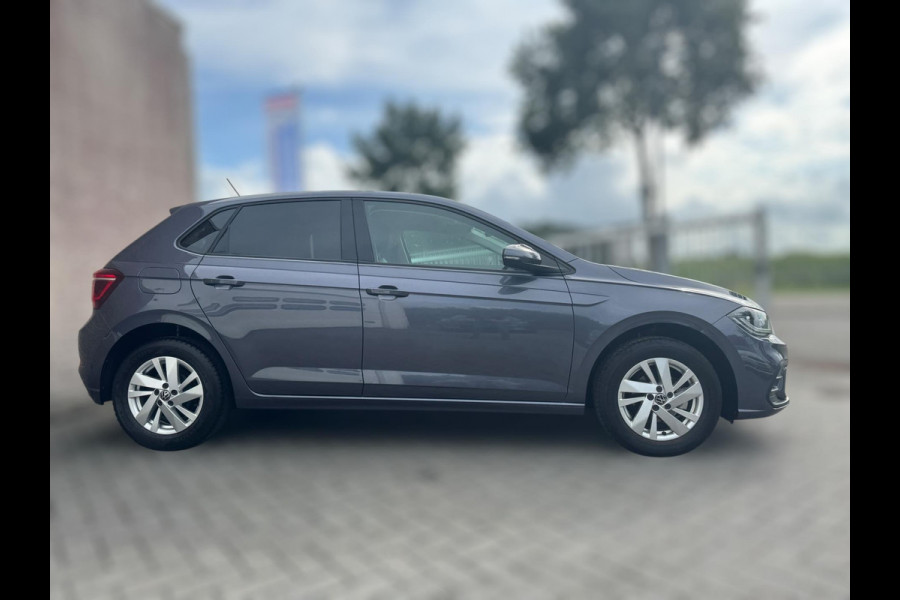 Volkswagen Polo 1.0 TSI Style IQ LIGHT / NAVIGATIE / CLIMATE CONTROL / 4-SEIZOENENBAND / CAMERA / VIRT COCKPIT / STOELVERW.
