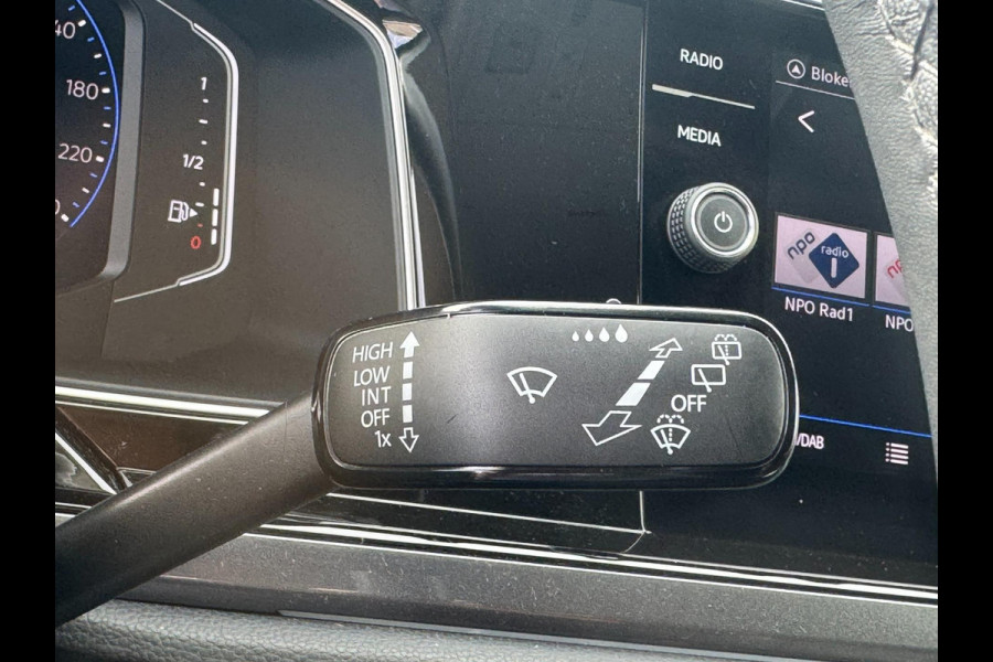 Volkswagen Polo 1.0 TSI Style IQ LIGHT / NAVIGATIE / CLIMATE CONTROL / 4-SEIZOENENBAND / CAMERA / VIRT COCKPIT / STOELVERW.