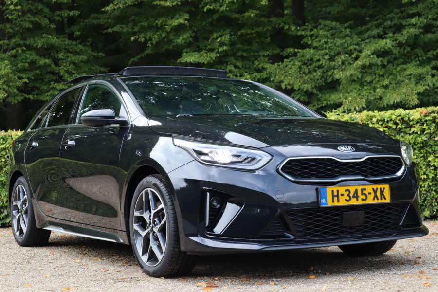 Kia ProCeed 1.0 T-GDI GT-PlusLine | Pano | Stoel + Stuur verwarming | Camera |