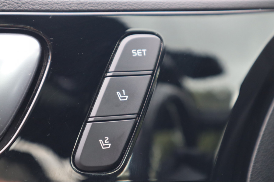 Kia ProCeed 1.0 T-GDI GT-PlusLine | Pano | Stoel + Stuur verwarming | Camera |