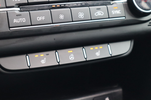 Kia ProCeed 1.0 T-GDI GT-PlusLine | Pano | Stoel + Stuur verwarming | Camera |