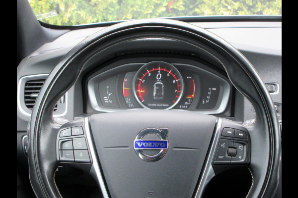 Volvo V60 1.5 T2 Polar+ Dynamic *Leder*Trekhaak*
