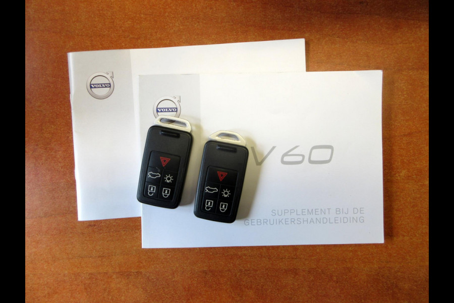 Volvo V60 1.5 T2 Polar+ Dynamic *Leder*Trekhaak*