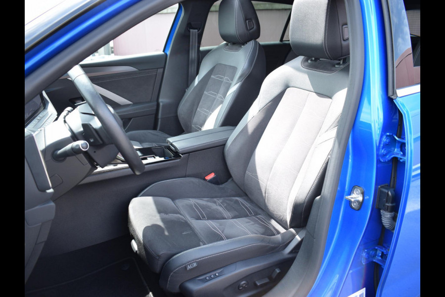 Opel Astra Sports Tourer 1.2 Ultimate SCHUIF- KANTELDAK | ELEKTRISCHE STOELBEDIENING | CAMERA MET SENSOREN |