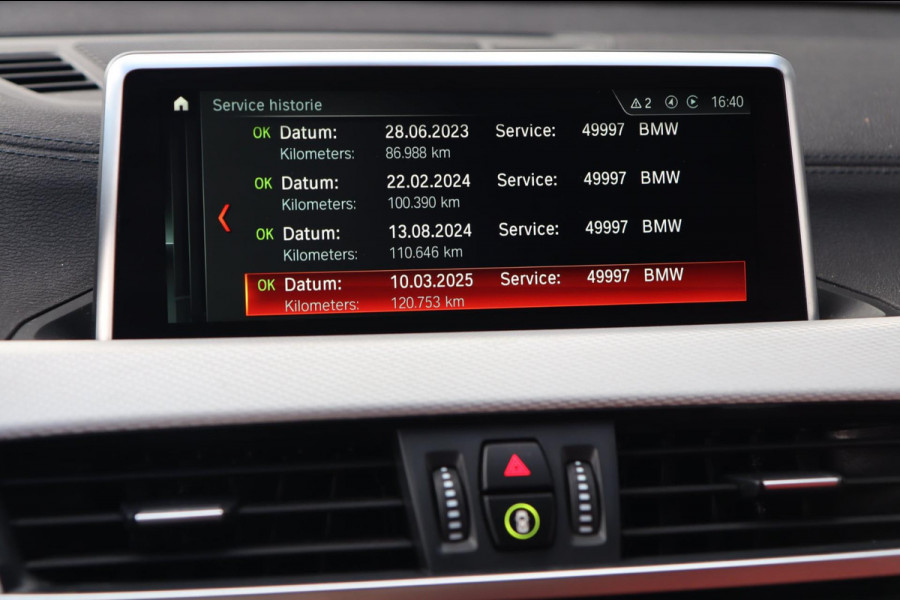 BMW X2 SDrive20i M Sport X / PANODAK / HUD / MEMORY / KEYLESS / CAMERA / H&K