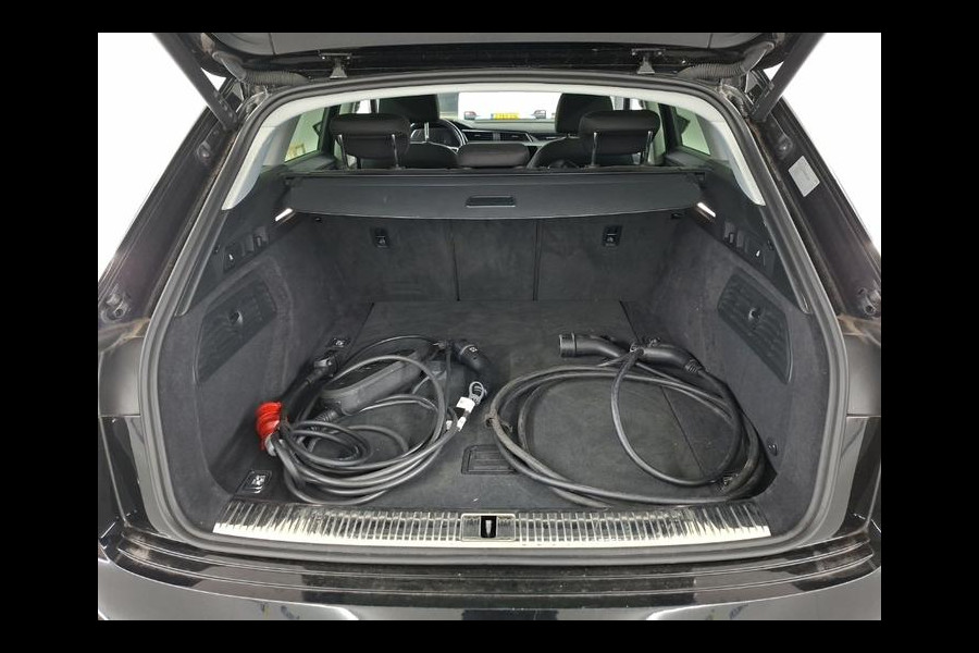 Audi e-tron 55 quattro Business edition 95 kWh |  Black Optiek | NL-Auto |