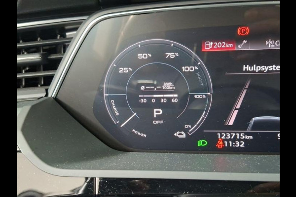Audi e-tron 55 quattro Business edition 95 kWh |  Black Optiek | NL-Auto |
