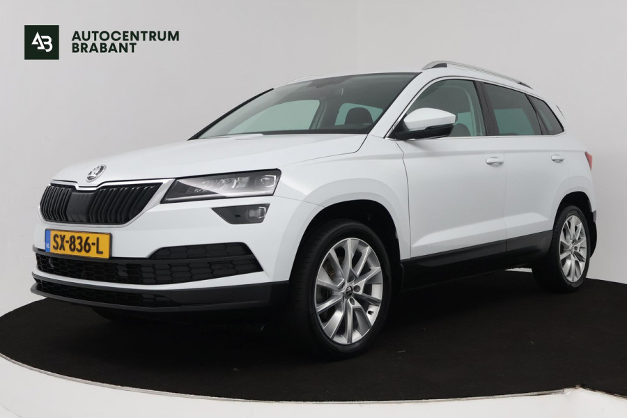 Škoda Karoq 1.5 TSI ACT Style Business (STOELVERWARMING, ACHTERUITRIJCAMERA, NAVIGATIE, CANTON AUDIO, SFEERVERLICHTING)