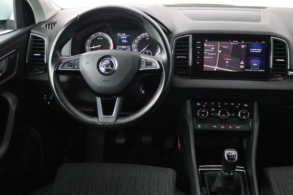 Škoda Karoq 1.5 TSI ACT Style Business (STOELVERWARMING, ACHTERUITRIJCAMERA, NAVIGATIE, CANTON AUDIO, SFEERVERLICHTING)