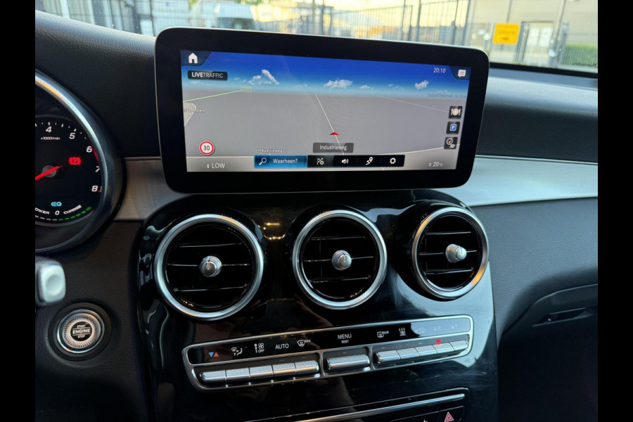 Mercedes-Benz GLC 300e 4MATIC AMG ADAPTIVE CRUISC. TREKHAAK