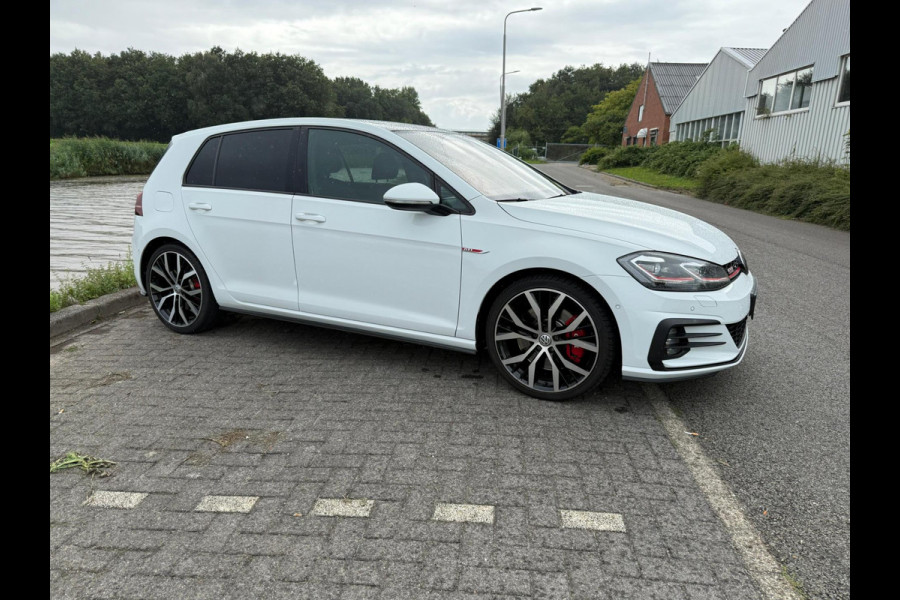 Volkswagen Golf 2.0 TSI GTI Performance in zeer nette en complete conditie
