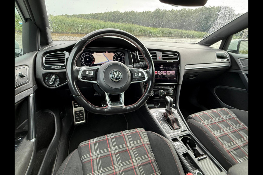 Volkswagen Golf 2.0 TSI GTI Performance in zeer nette en complete conditie