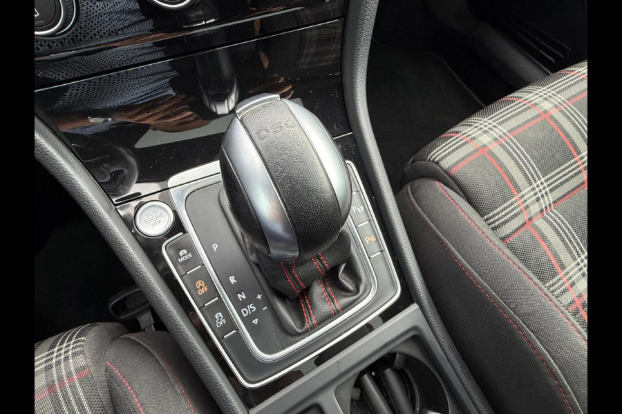 Volkswagen Golf 2.0 TSI GTI Performance in zeer nette en complete conditie