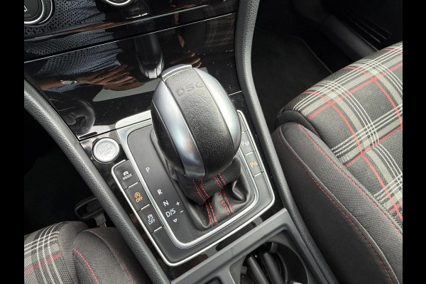 Volkswagen Golf 2.0 TSI GTI Performance in zeer nette en complete conditie