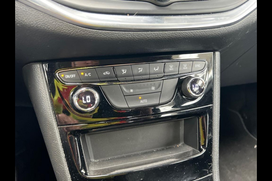 Opel Astra 1.2 Business Elegance Navi | Camera | Trekhaak