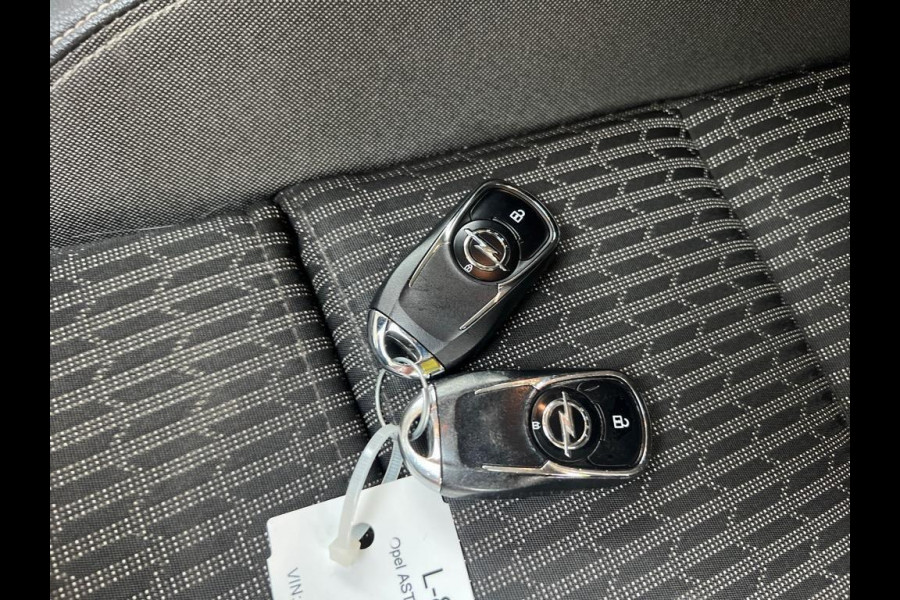 Opel Astra 1.2 Business Elegance Navi | Camera | Trekhaak