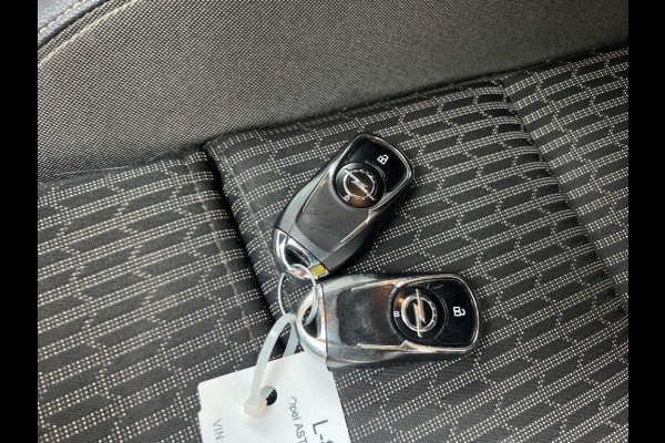 Opel Astra 1.2 Business Elegance Navi | Camera | Trekhaak