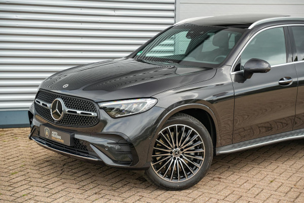 Mercedes-Benz GLC 220d 4MATIC AMG Line EDITION AMG PANO LED High Performance
