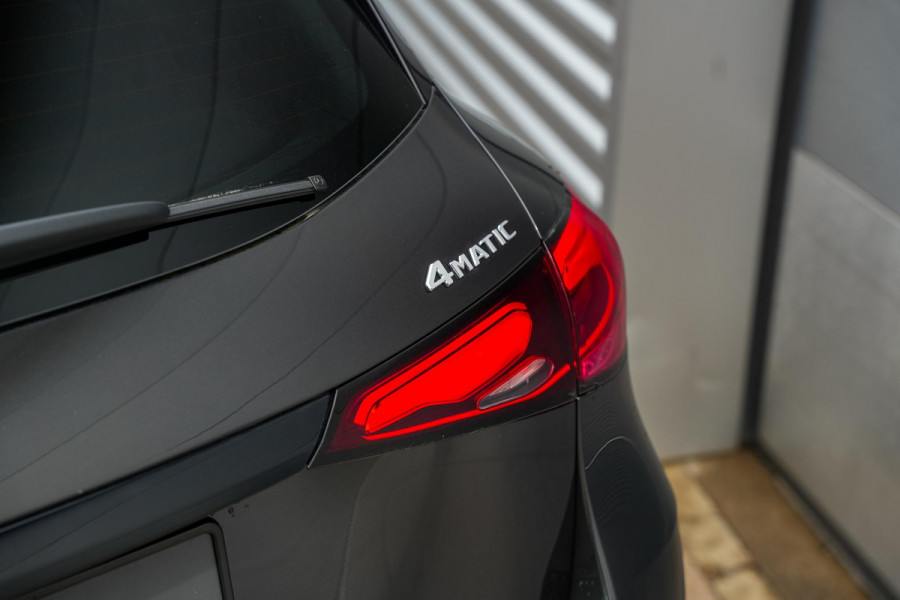 Mercedes-Benz GLC 220d 4MATIC AMG Line EDITION AMG PANO LED High Performance