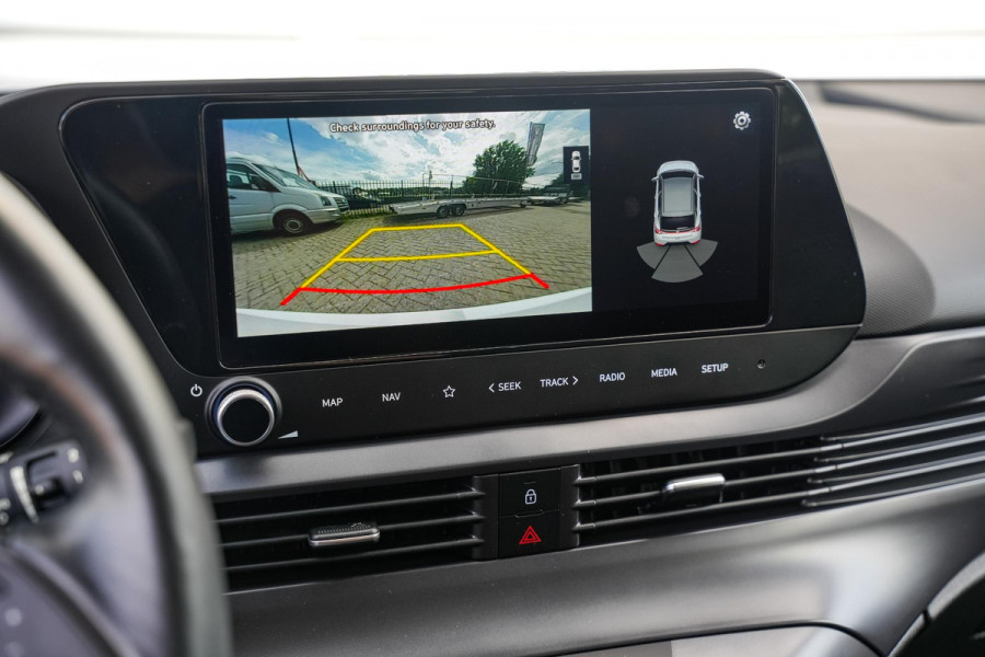 Hyundai i20 1.0 T-GDI Comfort Schuifdak Camera DAB+ Stoel Stuurverwarming Lane Assist Automaat!