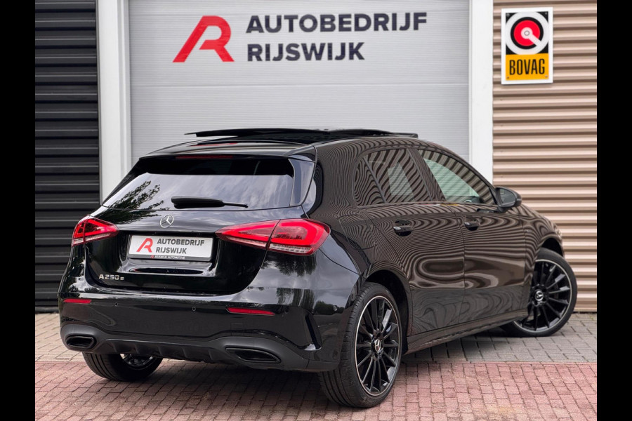 Mercedes-Benz A-Klasse 250 e AMG Pano/Camera/Sfeer/BTW!