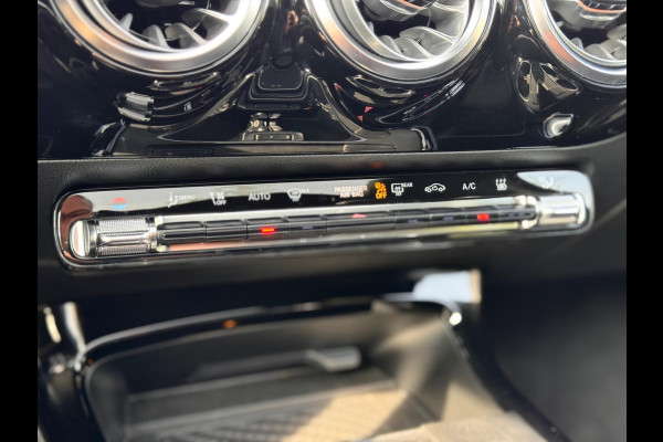 Mercedes-Benz A-Klasse 250 e AMG Pano/Camera/Sfeer/BTW!
