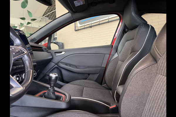 Renault Clio 1.0 TCe 100pk | Intens | Groot Navi | 17" | 360 Camera | Stoel & Stuur verwarming | 100% Dealer onderhouden!