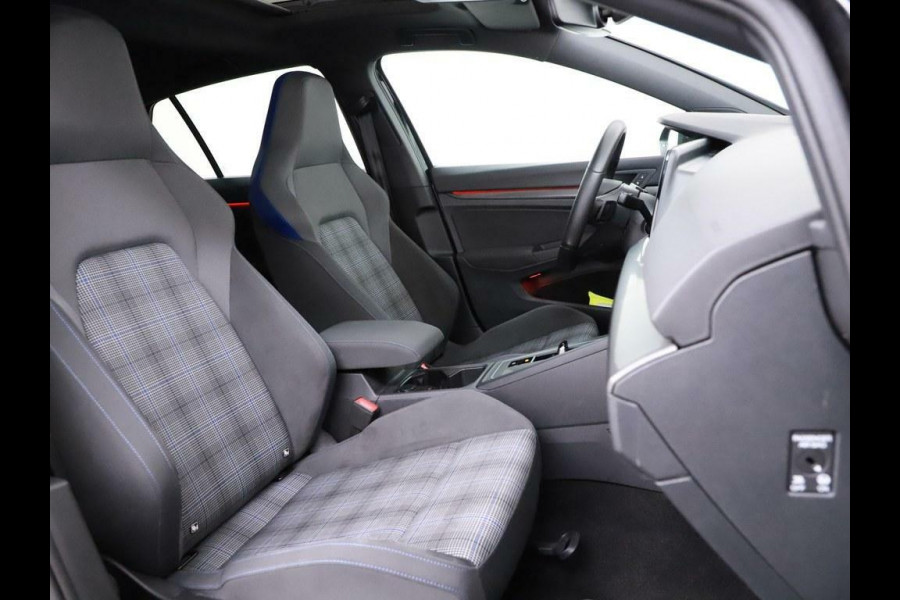 Volkswagen Golf 1.4 eHybrid GTE Pano Sfeer Virtual Camera NAP