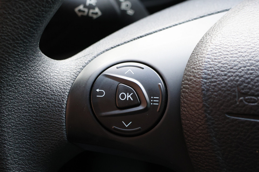 Ford Transit Connect 1.5 EcoBlue | 3-Zitter | Camera | CarPlay | PDC | DAB | MF Stuur | Airco | Dealer onderhouden | Betimmering | Nieuwe APK